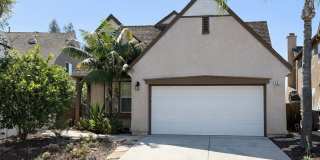 Newly Updated Poets Square Fallbrook 4 Bedroom House for Rent Gallery 1