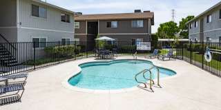 Sutter Apartments Gallery 9