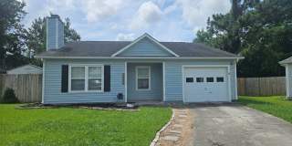 4 Bedroom Home in Jacksonville Gallery 1