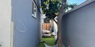 Spacious 3BR House in Woodland Hills Gallery 4