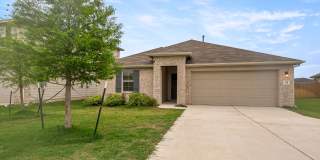 Beautiful 4 bedroom, 2,0 bathroom home in Kyle!!! Gallery 1