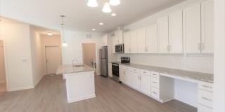 BEAUTIFUL 3BD 2.5 BTH Apartment home RAINTREE - Ballantyne Commons Pkwy Gallery 4