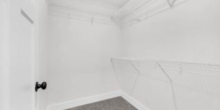 3 Bedroom 2 1/2 Bath Condo For Rent Near Downtown! Gallery 16