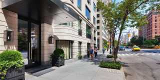 530 Park Avenue Gallery 15