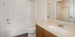 Radius Uptown Apartments Gallery 12