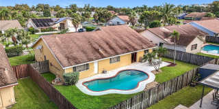 8060 NW 51st Ct Gallery 2