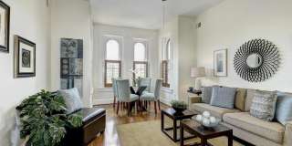 Spacious + Bright 1 Bedroom in Capitol Hill! Gallery 1