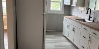 4 bedroom House On Lasalle St! Gallery 8