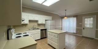 3 Bedroom House Near Shenandoah Gallery 3