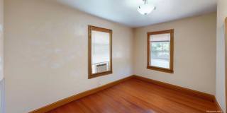 21 Alpine St. Gallery 8