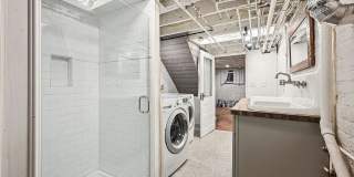 310 Taylor St NW Gallery 25