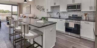 LIA by Vermella Gallery 25