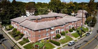 Oak Terrace Gallery 19