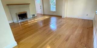 1404 E. Park Place Gallery 8