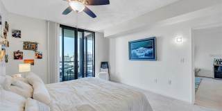 1 BEACH Drive SE Gallery 12
