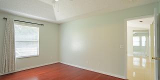 2441 UNIVERSITY Boulevard S Gallery 18