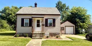 Gorgeous Updated 3BR Home | Granite Countertops | Detached Garage | Huge Backyard Gallery 1