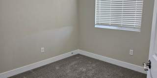 Beautiful 4 Bedroom Home Gallery 19