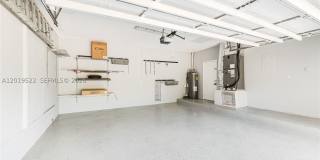 1256 Manor Dr S Gallery 40