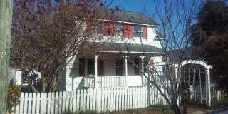 Charming 2 Bedroom with bonus room home in Historic Downtown Morehead City Walking District! Walk to Everything! Gallery 1