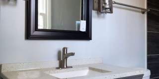 Room in 4 Bedroom Home at N Harrison Ave Gallery 20