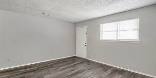 1709 Short Street Gallery 3