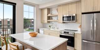 The Fieldston of Fairway - 55+ Apartment Homes Gallery 21