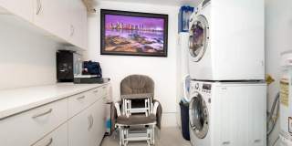 3954 60th Street Gallery 16