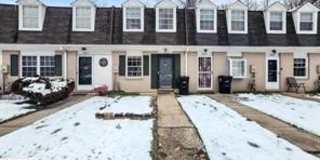 1805 DUTCH VILLAGE DR #K-339 Gallery 1
