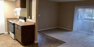 Nice 2 Bedroom in  Phoenix Gallery 8