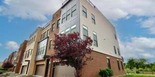 23575 HOPEWELL MANOR Terrace Gallery 1