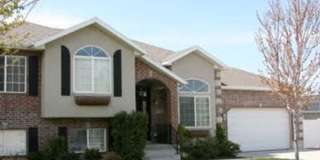 Beautiful 6 Bed 3 bath in Springville!! Gallery 1