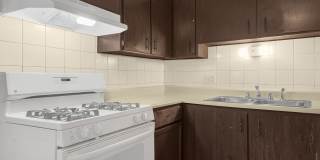 2 Bedroom Spacious Townhouse Gallery 21
