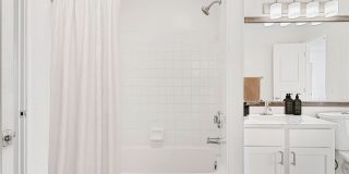 Sailpointe at Lake Norman Apartment Homes Gallery 19