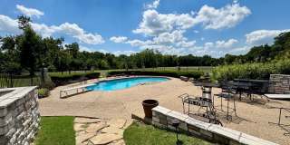 Executive NWA home with POOL and SHOP Executive NWA home with POOL and SHOP Gallery 8
