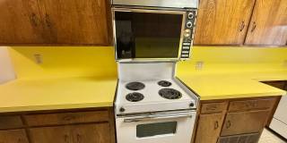 Los Gatos - Inviting Los Gatos Home with Classic Charm & Entertainer’s Backyard Gallery 7