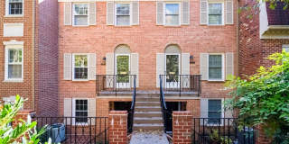 3221 SUTTON PL NW #C 3221 SUTTON PL NW #C Gallery 1