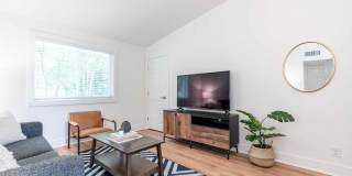 The Motif by Morningside Gallery 9