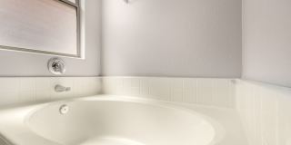 Awesome 3 bedroom / 2 bath in Cordova Estates - 83rd Ave & Buckeye Rd Gallery 18