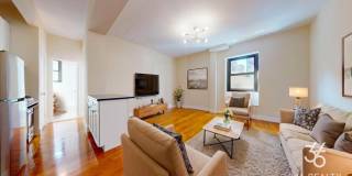 1125 Lexington Ave Gallery 1