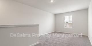 431 Alcott Way Gallery 27