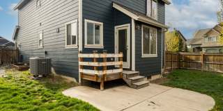 Cozy 3 Bed Home: New Carpet, Fully Fenced Yard & Near Old Mill Gallery 18