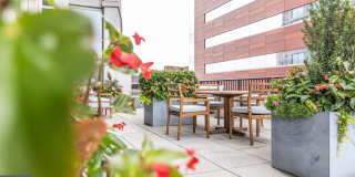 207 W WASHINGTON Square Gallery 31