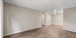 Alamo Oaks Gallery 13