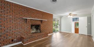 552 S 22nd Avenue Gallery 21