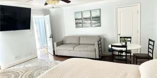 11832 S Circle 11832 S Circle Gallery 1