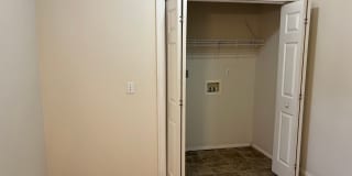 North Springfield 3 Bed / 1 Bath Available! Gallery 12