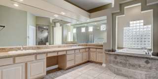A luxurious 5 Bedroom House with a Casita & a Sparkling pool at Ten Oaks Estates Gallery 29