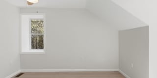 3236 GEORGE Street Gallery 18