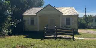 2/1 close to uptown Shelby, NC -- Cleaning will be done Gallery 1